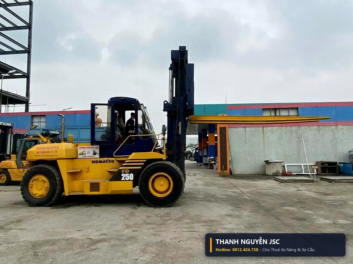 Cho Thuê Xe Nâng Tại Thái Bình Giá Rẻ Uy Tín | Xe Nâng Dầu & Điện 2.5T - 25T