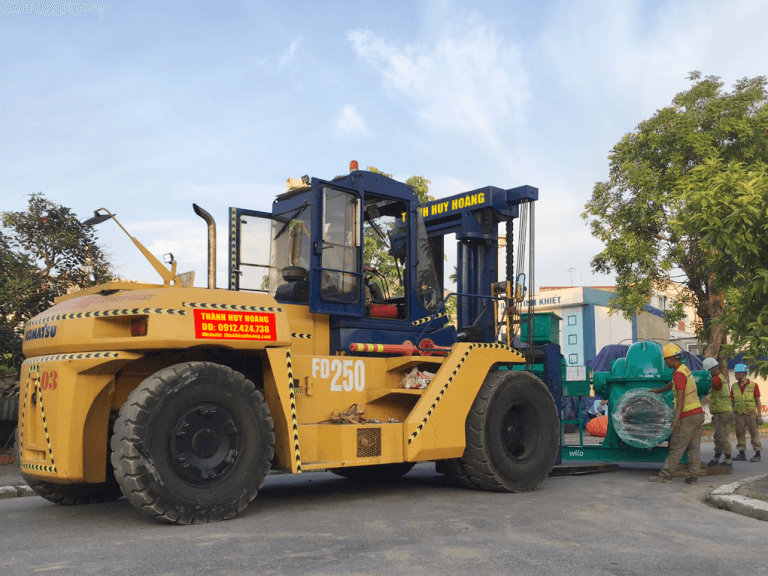 Cho thuê xe nâng khu công nghiệp Thụy Trường