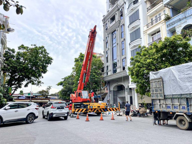 Cho thuê xe cẩu khu công nghiệp Phúc Khánh