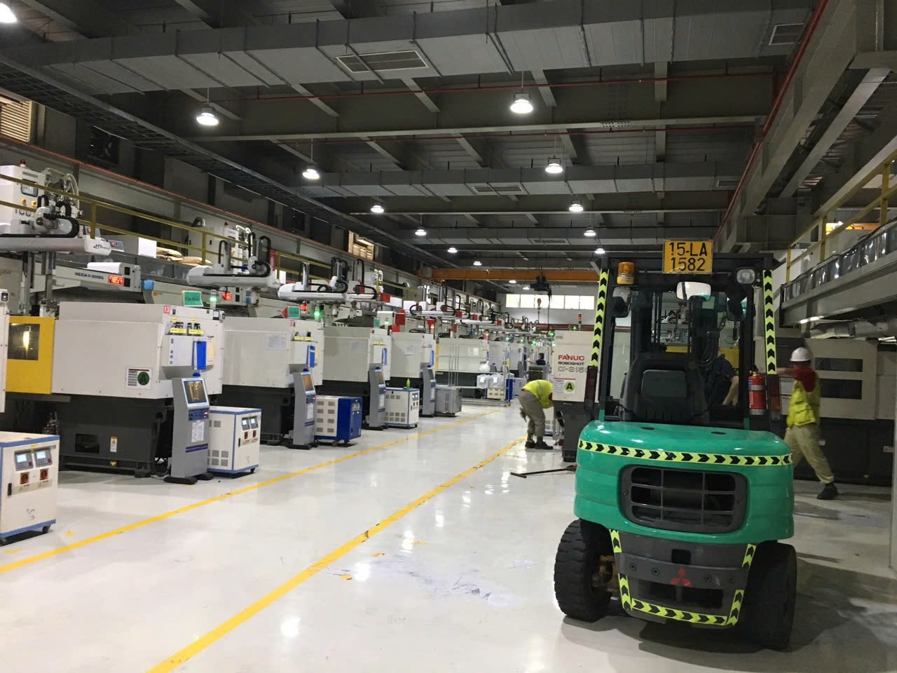 THÀNH HUY HOÀNG cân chỉnh thăng bằng bệ móng máy bằng ni-vô điện tử tại KCN Tiền Hải Thái Bình THÀNH HUY HOÀNG cân chỉnh thăng bằng bệ móng máy bằng ni-vô điện tử tại KCN Tiền Hải Thái Bình