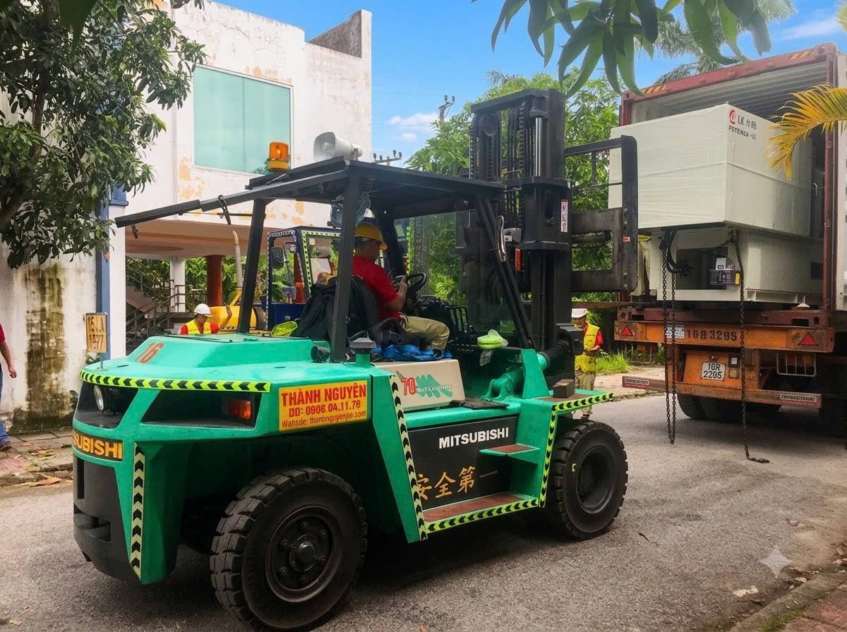 hạ đặt máy ép LK Potenza PT250 xuống gỗ tà vẹt nghiệm thu an toàn tại KCN Liên Hà Thái Thái Bình - THÀNH HUY HOÀNG hạ đặt máy ép LK Potenza PT250 xuống gỗ tà vẹt nghiệm thu an toàn tại KCN Liên Hà Thái Thái Bình - THÀNH HUY HOÀNG