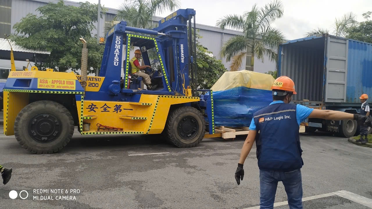 Rút Ruột Container Máy Dệt Sợi Bằng Xe Nâng Siêu Trọng 20 Tấn KCN Tiền Hải Thái Bình 2026